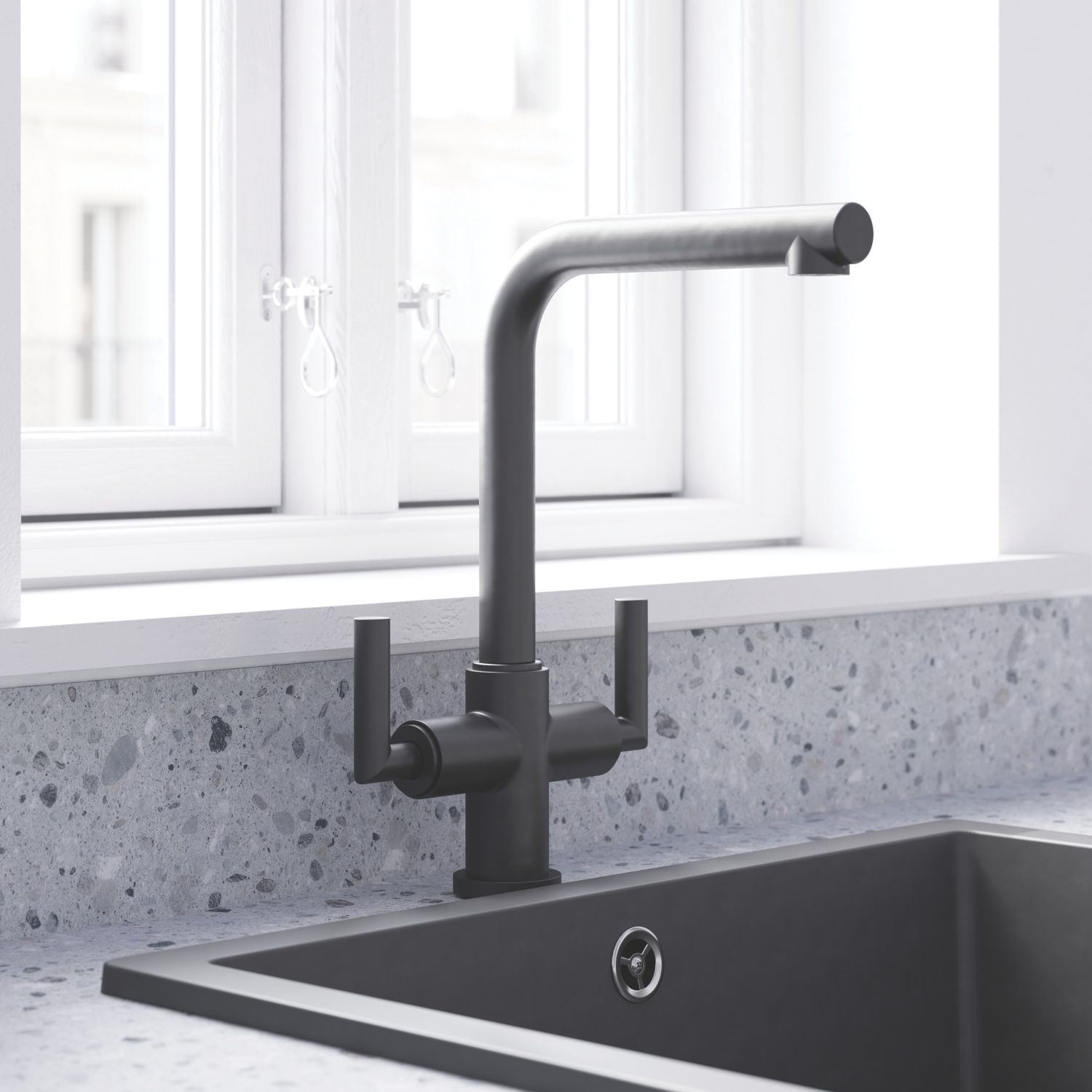 Swirl Dolce Tap Matt Black (367FR)