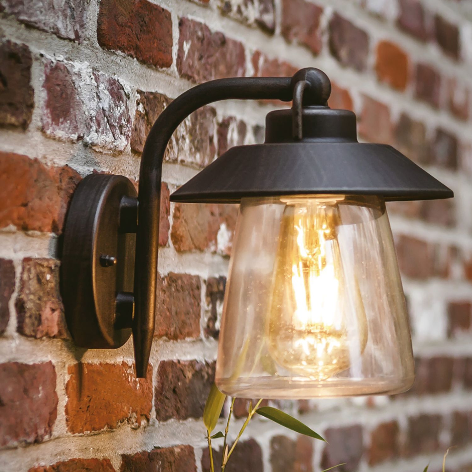 Lutec Cate Outdoor Wall Light Black Rust (556AJ)