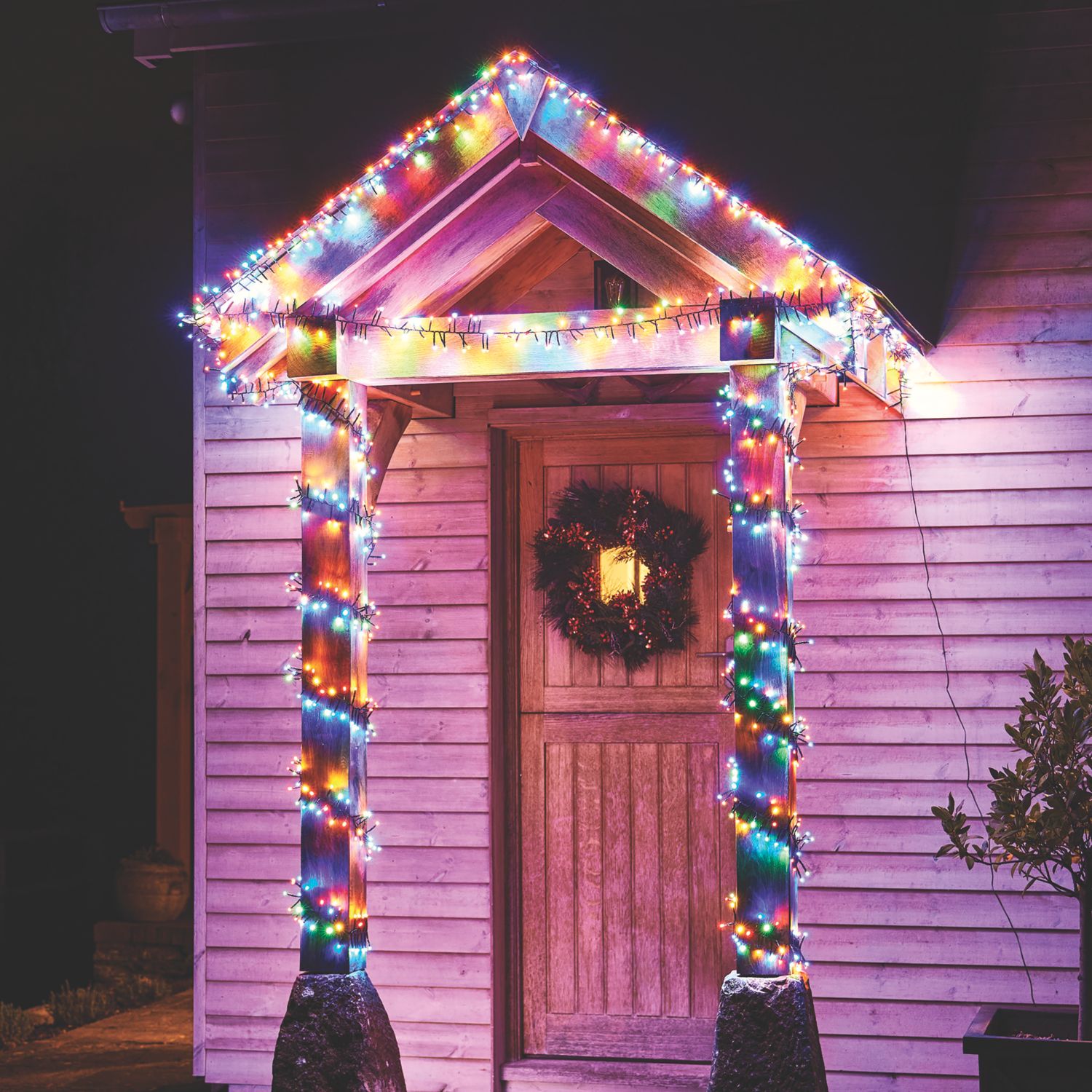 2000 LED Indoor & Outdoor Multi Colour Cluster Christmas Lights (666CL)