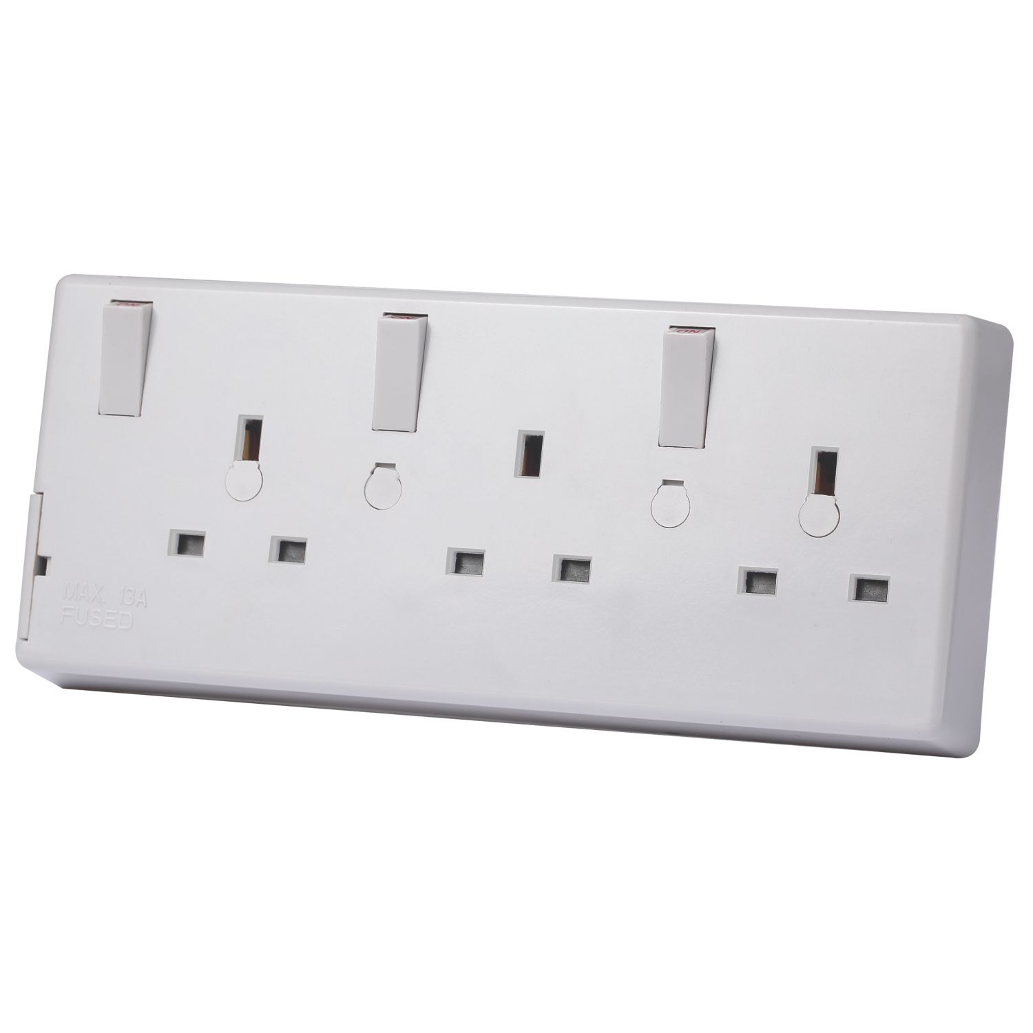 LAP 13A 2G to 3G Switched Converter Socket White (898CC)