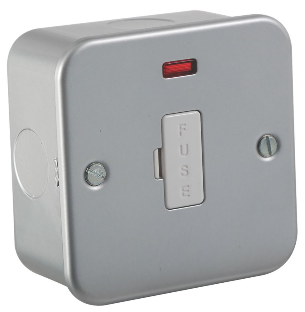 Image of Knightsbridge 13A Unswitched Metal Clad Fused Spur with LED with White Inserts 