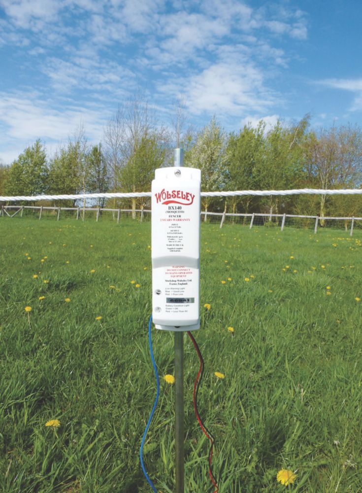 Image of Stockshop BX140 Electric Fence Energiser Battery-Powered 