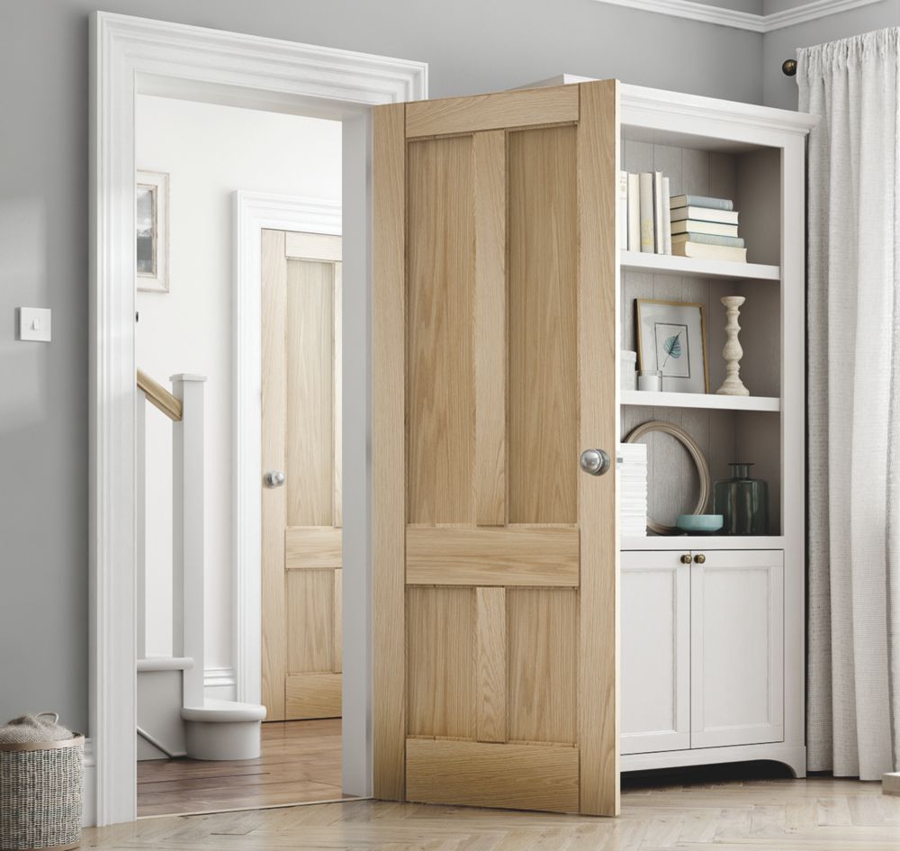Image of Jeld-Wen Deco Unfinished Oak Veneer Wooden 4-Panel Internal Door 1981mm x 686mm 