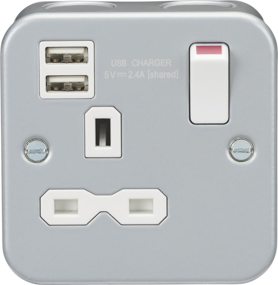 Image of Knightsbridge 13A 1-Gang SP Switched Metal Clad Socket + 2.4A 2-Outlet Type A USB Charger with White Inserts 