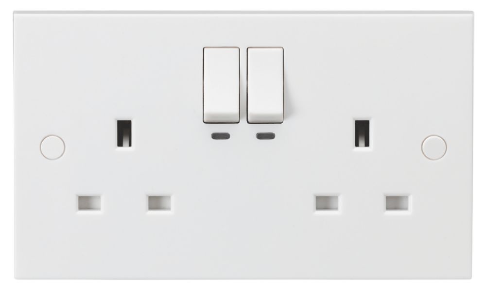 Image of Knightsbridge 13A 2-Gang SP Switched Smart Socket White 