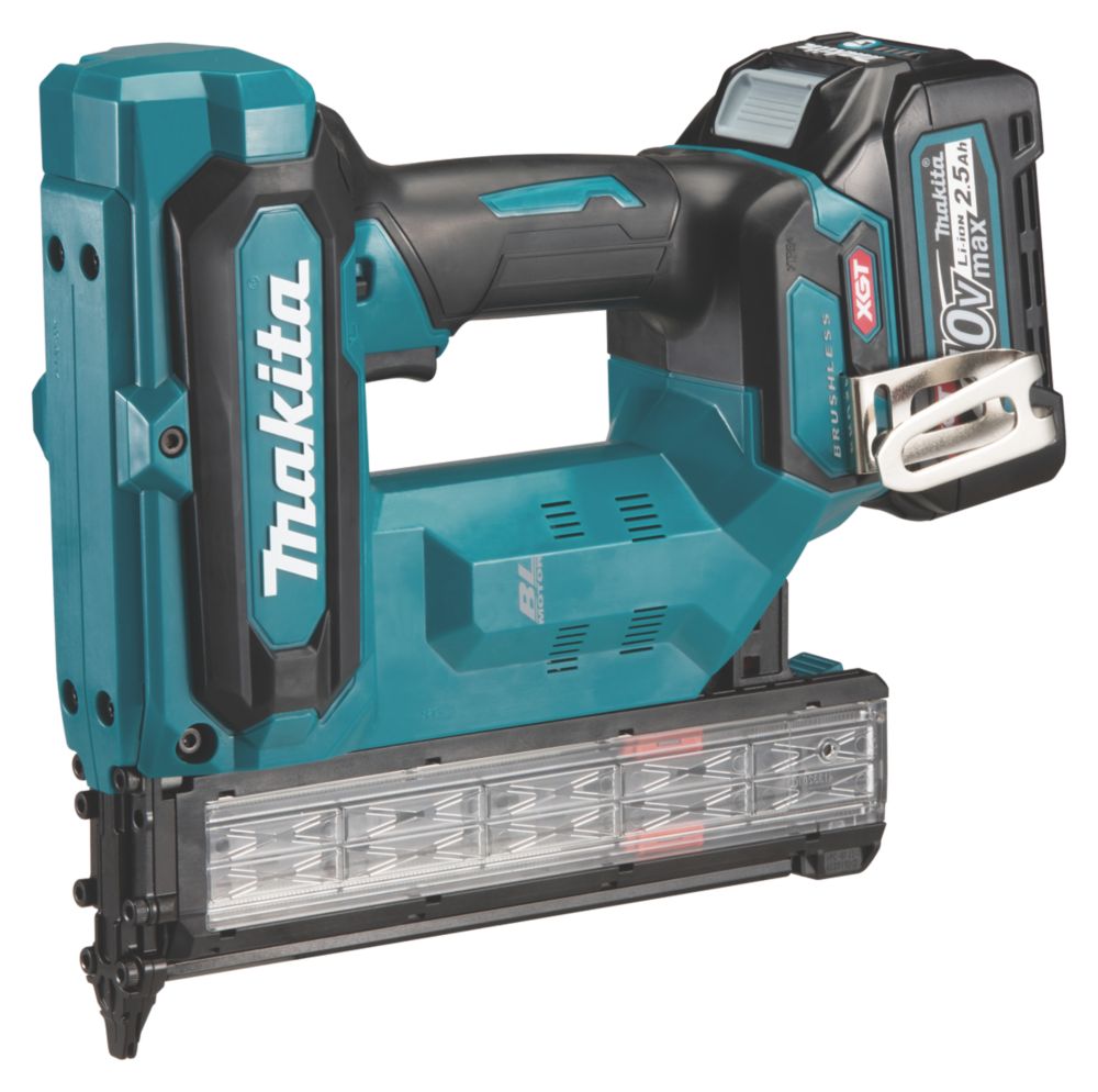Image of Makita FN001GD201 40mm 40V 2 x 2.5Ah Li-Ion XGT Brushless Second Fix Cordless Nail Gun 