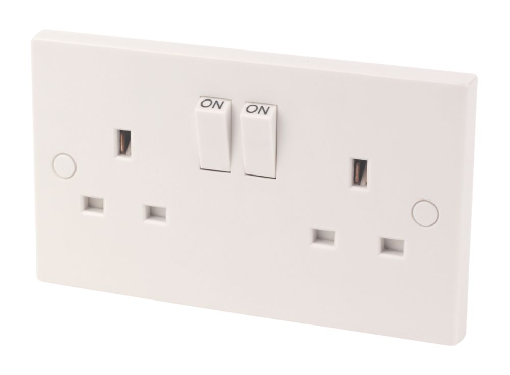 Image of 13A 2-Gang DP Switched Plug Socket White 