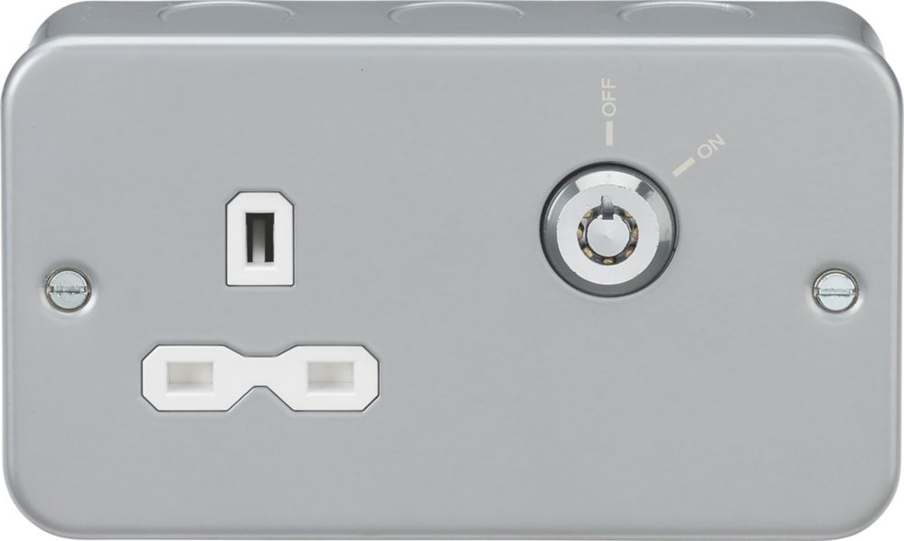 Image of Knightsbridge 13A 1-Gang DP Switched Metal Clad Lockable Socket with White Inserts 
