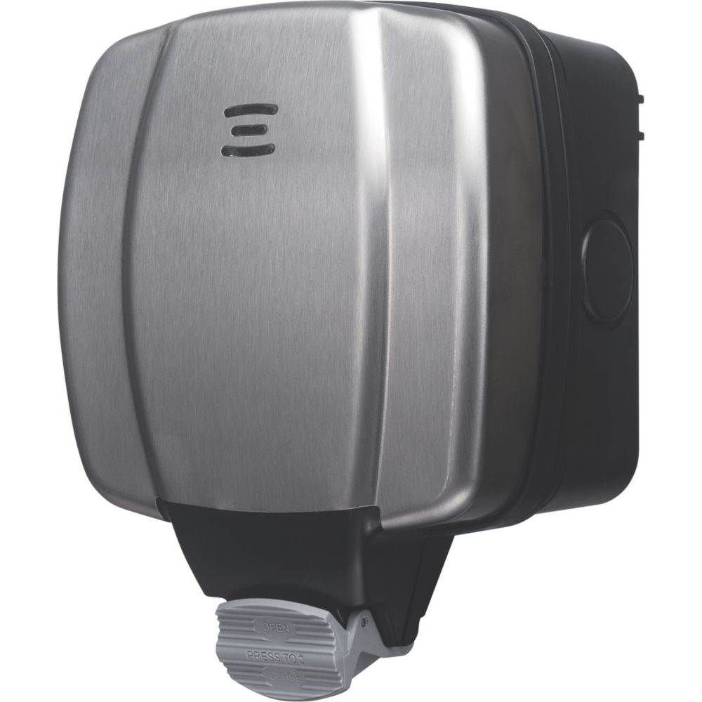 Image of British General IP66 13A 1-Gang SP Weatherproof Outdoor Switched Socket 