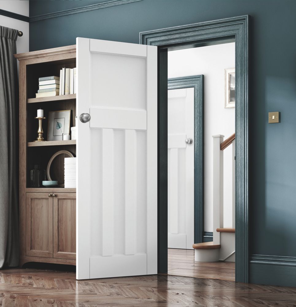 Image of Jeld-Wen Deco Primed White Wooden 3-Panel Internal Door 1981mm x 610mm 