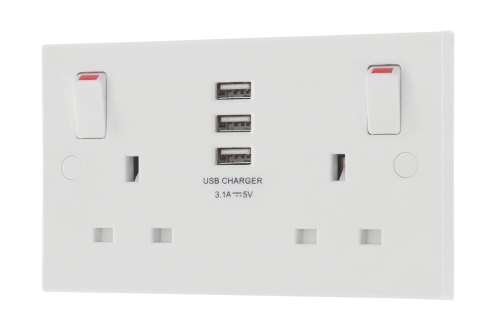 Image of British General 900 Series 13A 2-Gang SP Switched Socket + 3.1A 3-Outlet Type A USB Charger White 