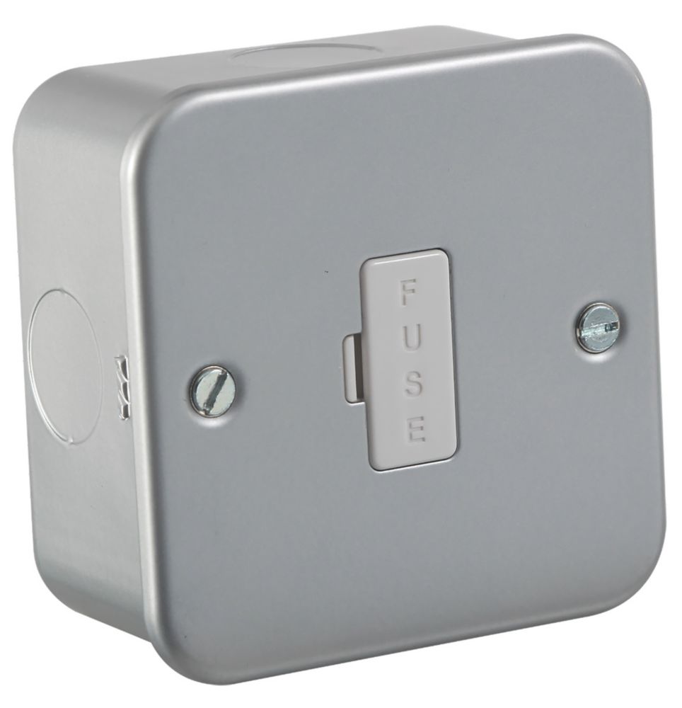 Image of Knightsbridge 13A Unswitched Metal Clad Fused Spur with White Inserts 