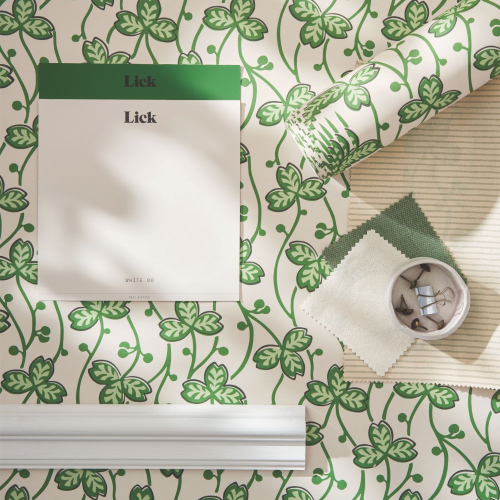 Image of LickPro Green Clover 01 Wallpaper Roll 70cm x 10m 