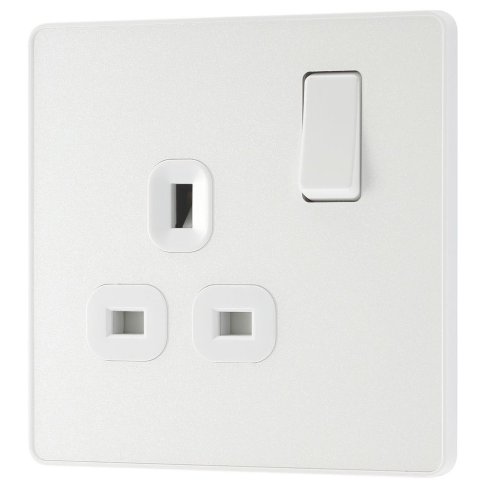 Image of British General Evolve 13A 1-Gang SP Switched Socket Pearlescent White with White Inserts 