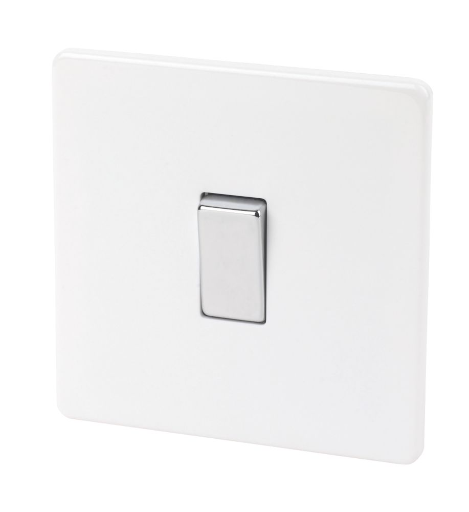 Image of Varilight 10AX 1-Gang Intermediate Switch Ice White 