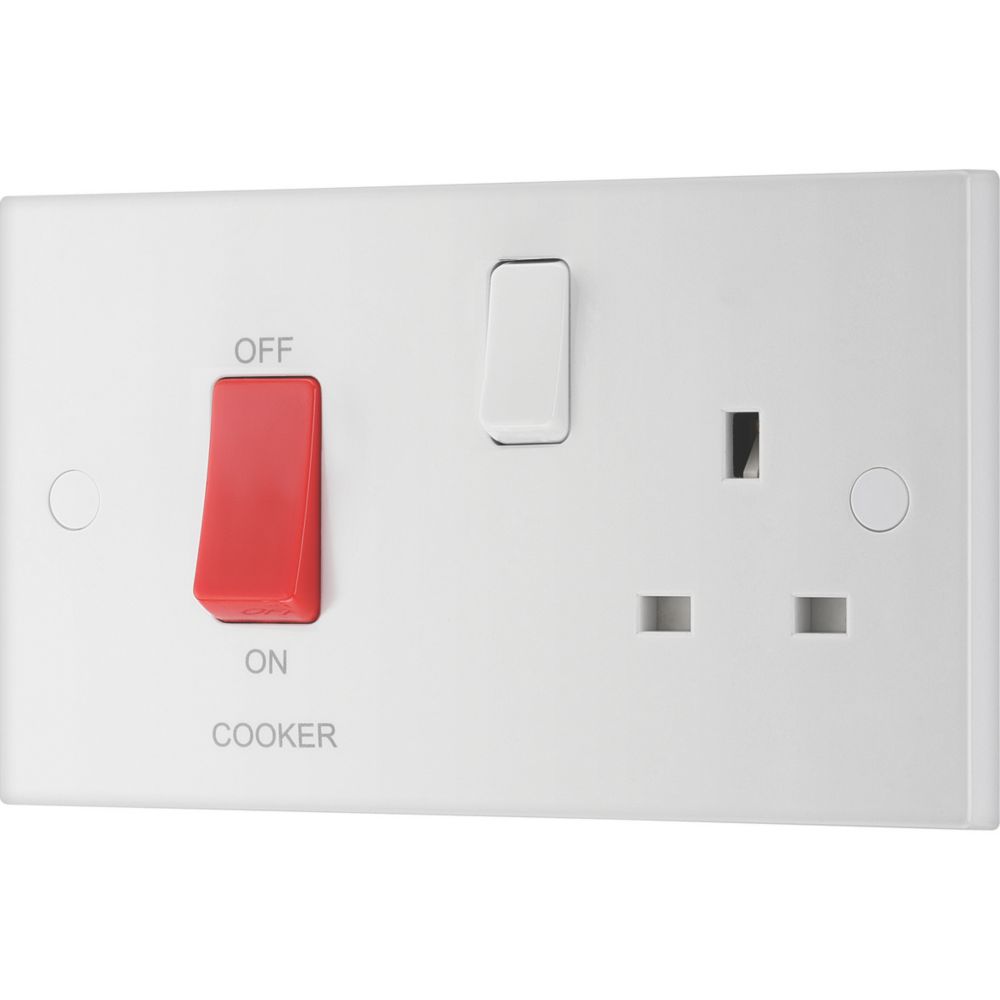 Image of British General 900 Series 45A 2-Gang DP Cooker Switch & 13A DP Switched Socket White 