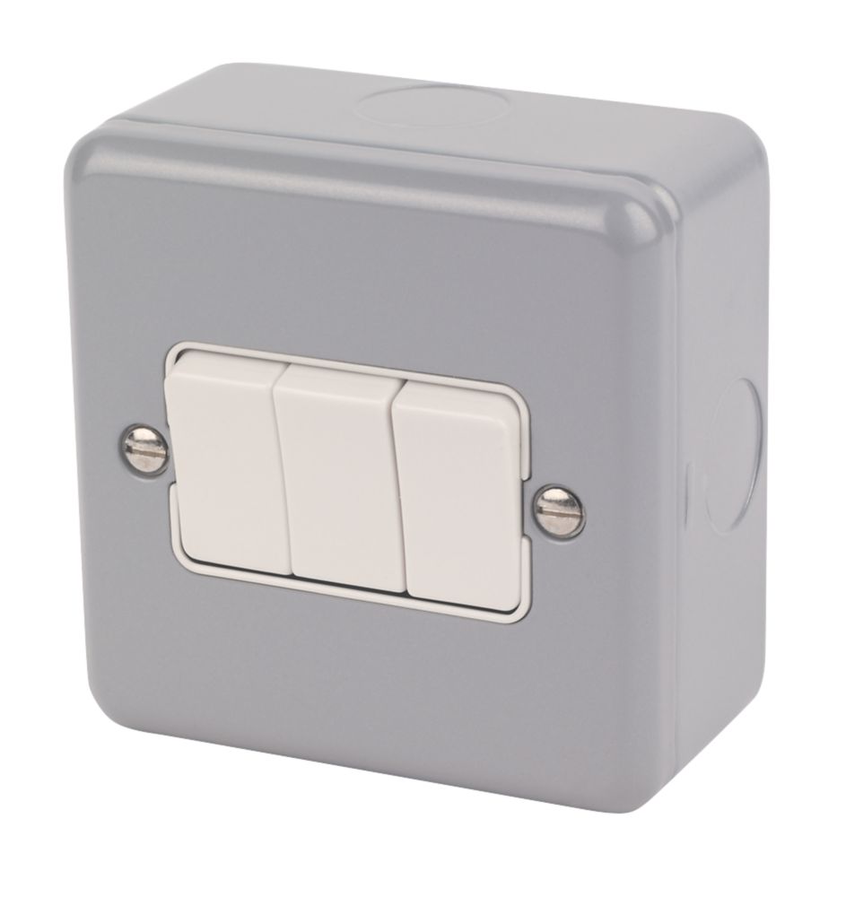 Image of MK Metalclad Plus 10AX 3-Gang 2-Way Metal Clad Light Switch with White Inserts 