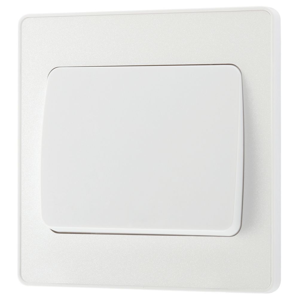 Image of British General Evolve 20 A 16AX 1-Gang 2-Way Wide Rocker Light Switch Pearlescent White with White Inserts 