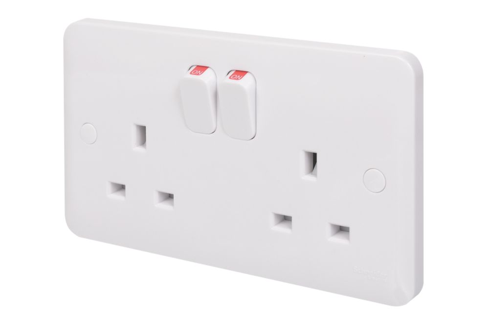 Image of Schneider Electric Lisse 13A 2-Gang SP Switched Plug Socket White 