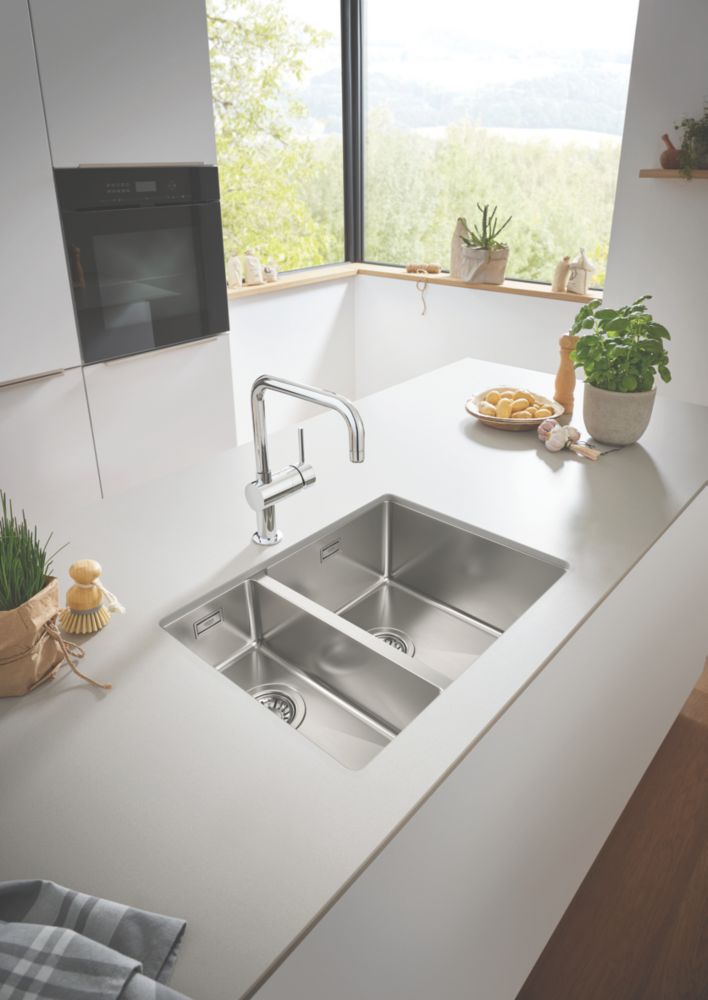 Image of Grohe K700U Right Handed 1.5 Bowl Stainless Steel Undermount Sink 595mm x 450mm 