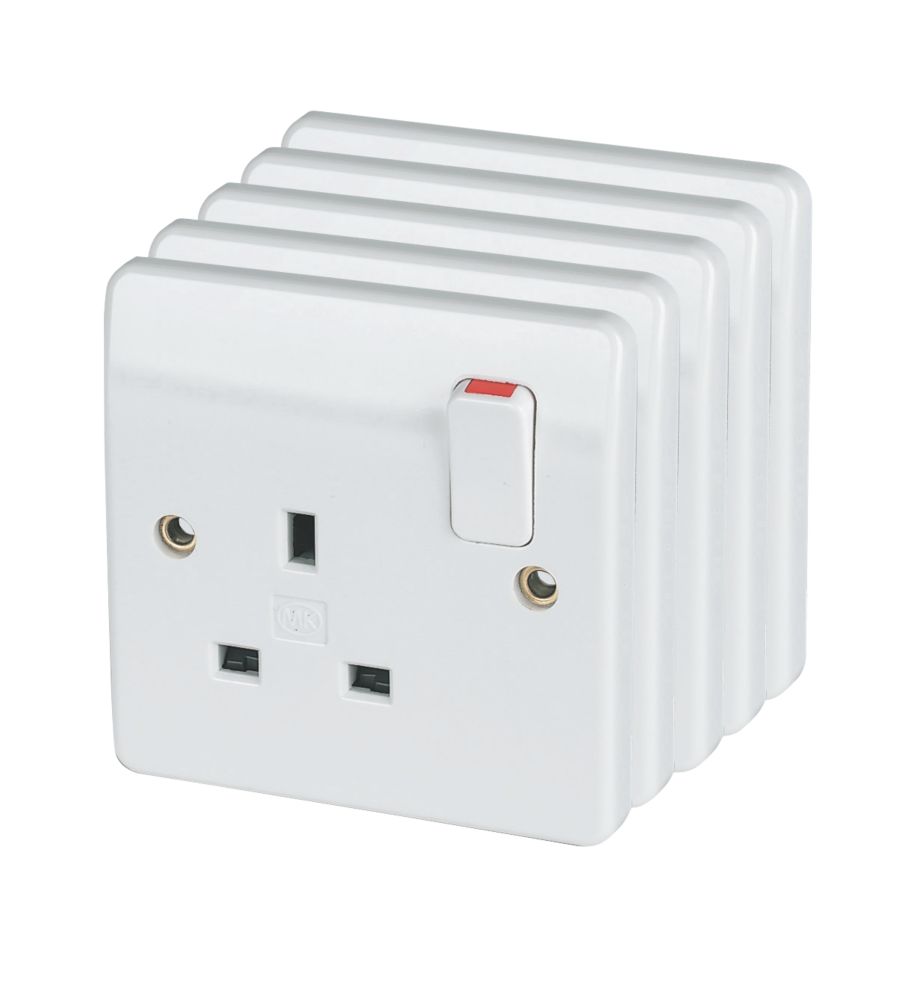 Image of MK Logic Plus 13A 1-Gang DP Switched Plug Socket White 5 Pack 