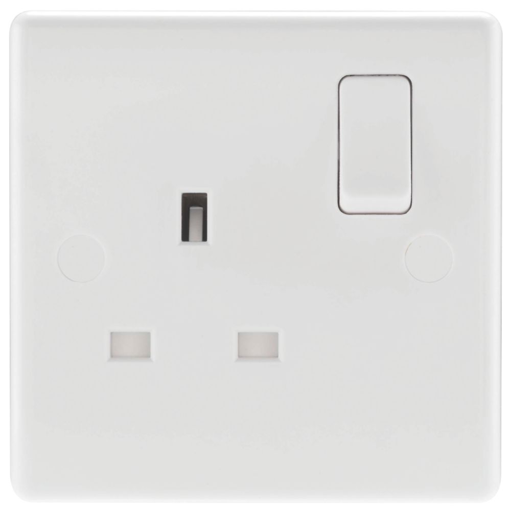 Image of British General 800 Series 13A 1-Gang SP Switched Socket White 