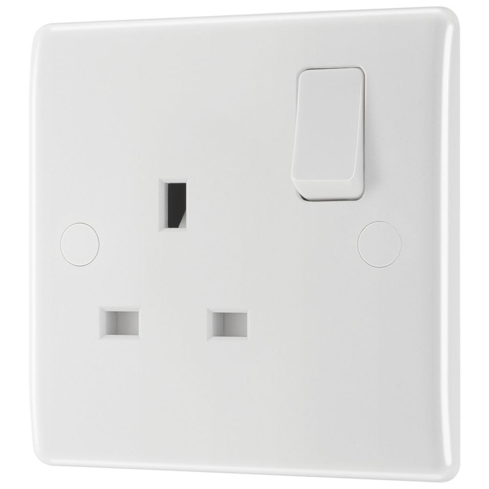 Image of British General 800 Series 13A 1-Gang SP Switched Socket White 
