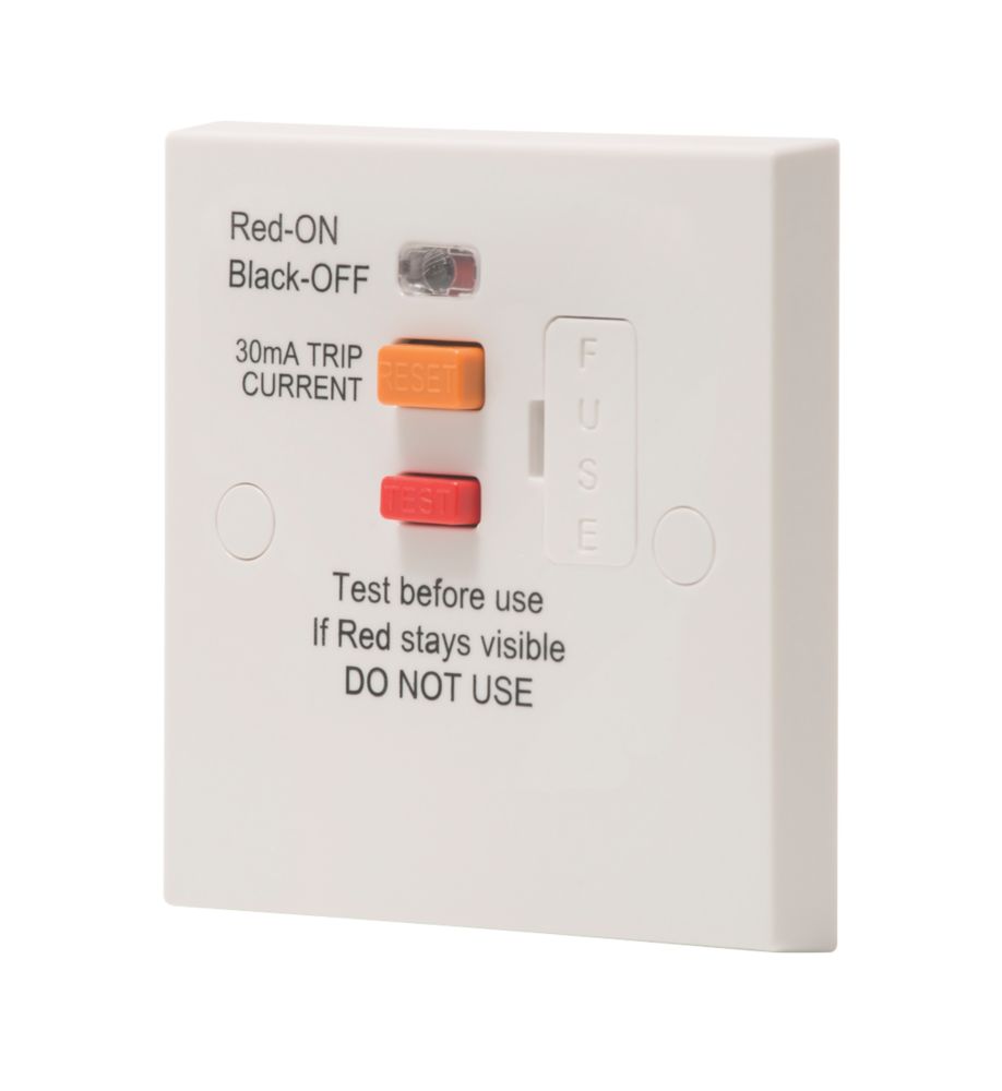 Image of British General 900 Series 13A Unswitched Passive Fused Spur White 