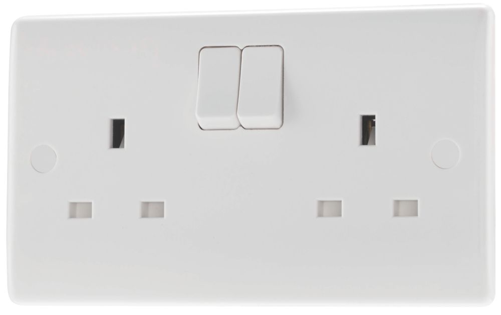 Image of British General 800 Series 13A 2-Gang DP Switched Socket White 