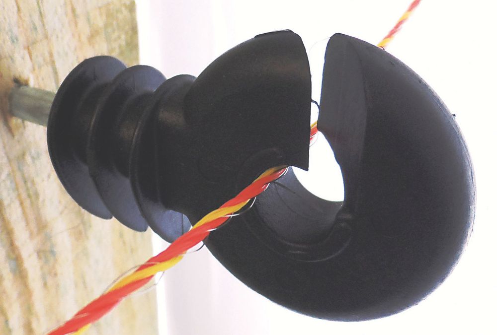 Image of Stockshop Screw-In Ring Insulators 90 Pack 