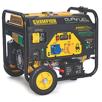 Image of Champion CPG3500E2-DF 2800W Dual Fuel Generator 120 /240V 