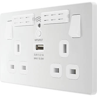 Image of British General Evolve 13A 2-Gang SP Switched Double Socket With WiFi Extender + 2.1A 1-Outlet Type A USB Charger White with White Inserts 