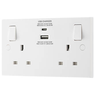 Image of British General 900 Series 13A 2-Gang SP Switched Socket + 3A 2-Outlet Type A & C USB Charger White 