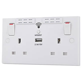 Image of British General 900 Series 13A 2-Gang SP Switched Wi-Fi Extender Socket + 2.1A 1-Outlet Type A USB Charger White 
