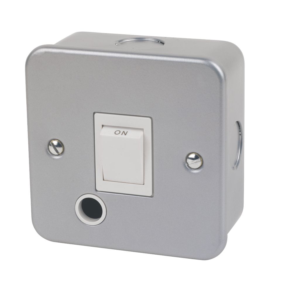 20A Double Pole Switch + Flex Outlet Metal-Clad | Metal Clad Switches ...