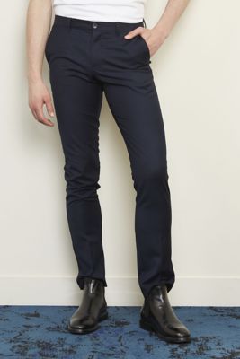 PANTALON DE COSTUME TAILLE ÉLASTIQUÉE HOMME<br/><p>Pièce emblématique du dressing masculin, ce pantalon est élégant et intemporel. Avec sa matière souple mi-saison et sa taille élastiquée, il s'adapte à toutes les morphologies. Pouvant se porter en costume 3 pièces pour un évènement formel ou avec un tee-shirt pour un look décontracté.</p> NEOBLU GABIN MEN