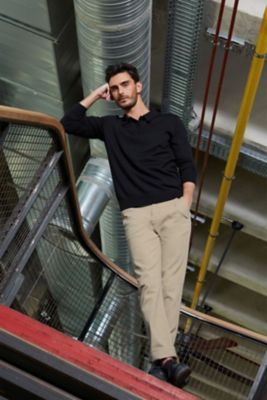 HERREN-CHINOHOSE MIT ELASTISCHEM BUND<br/><p>Als Essential der Herrengarderobe kann die Chinohose in allen Situationen getragen werden und harmoniert mit einem Hemd ebenso gut wie mit einem T-Shirt. Ihr Gummizugbund und ihr Stretch-Twill-Gewebe sorgen für Tragekomfort und passen sich an alle Körperformen an.</p> NEOBLU GUSTAVE MEN