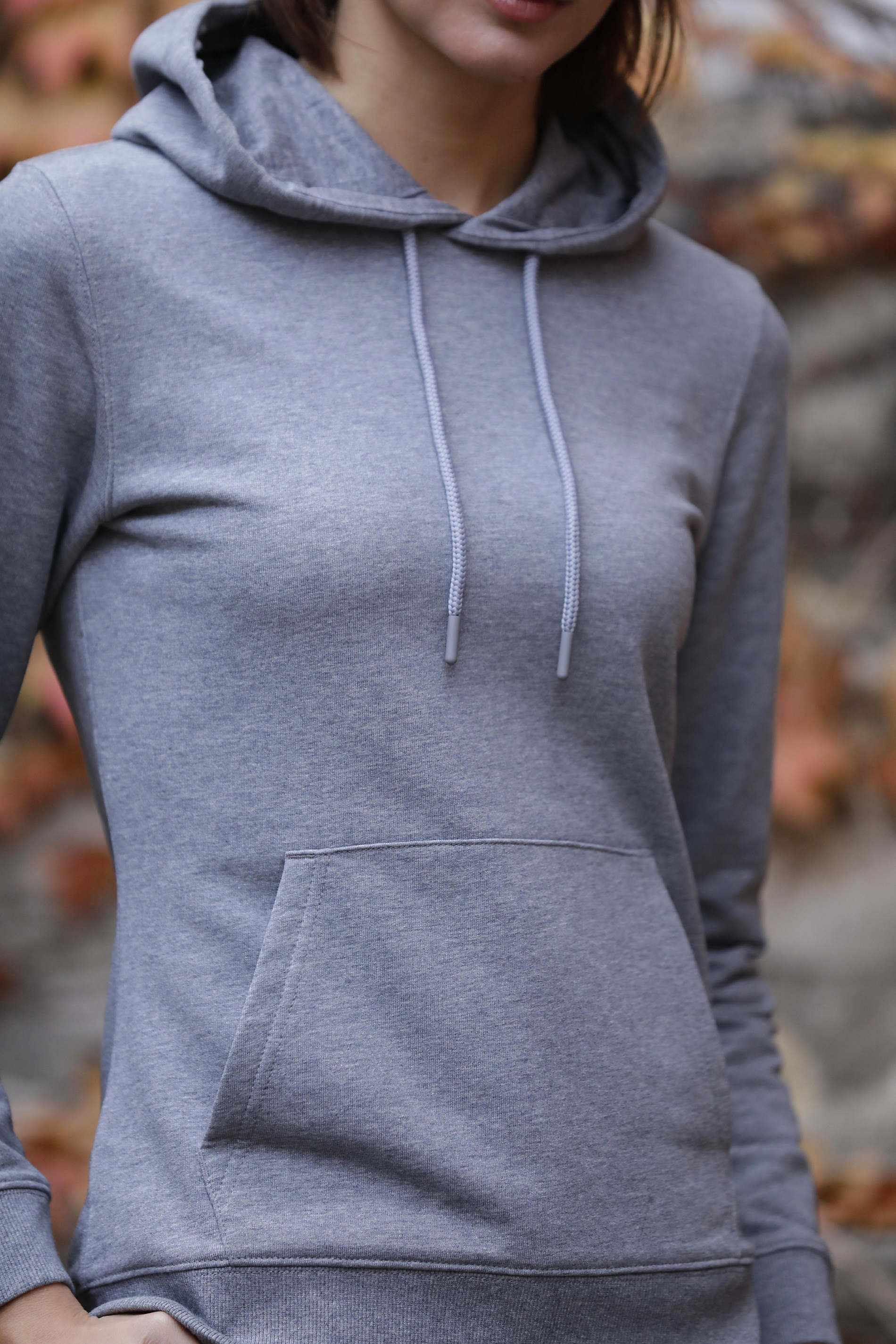 WOMEN'S FRENCH TERRY HOODED SWEATSHIRT<p>This French terry hooded sweatshirt or hoodie is a real must-have that is perfect both for sporty outfits and casual formal styles.</p> NEOBLU NICHOLAS WOMEN