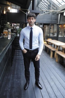 MEN'S MERCERISED JERSEY SHIRT<br/><p>Made of premium cotton, this shirt is ideal for a casual and smart look. Its extremely smooth and soft jersey knit offer the comfort of a T-shirt and the elegance of a shirt.</p> NEOBLU BALTHAZAR MEN