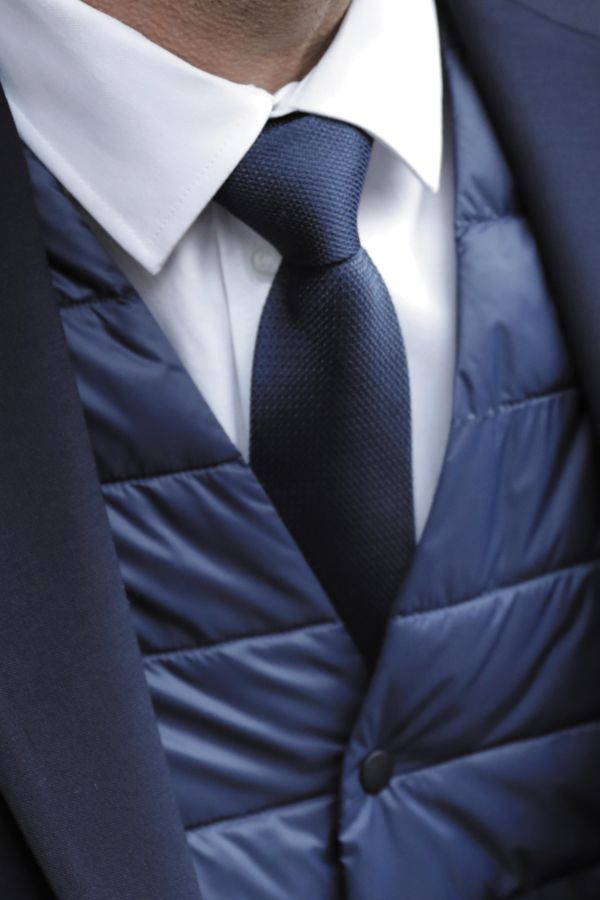 Corbata de jacquard lisa Teodor