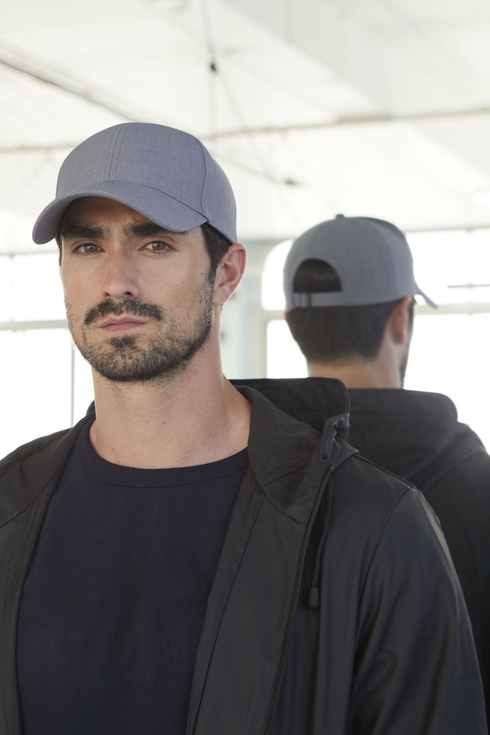 Gorra de 6 paneles Tom