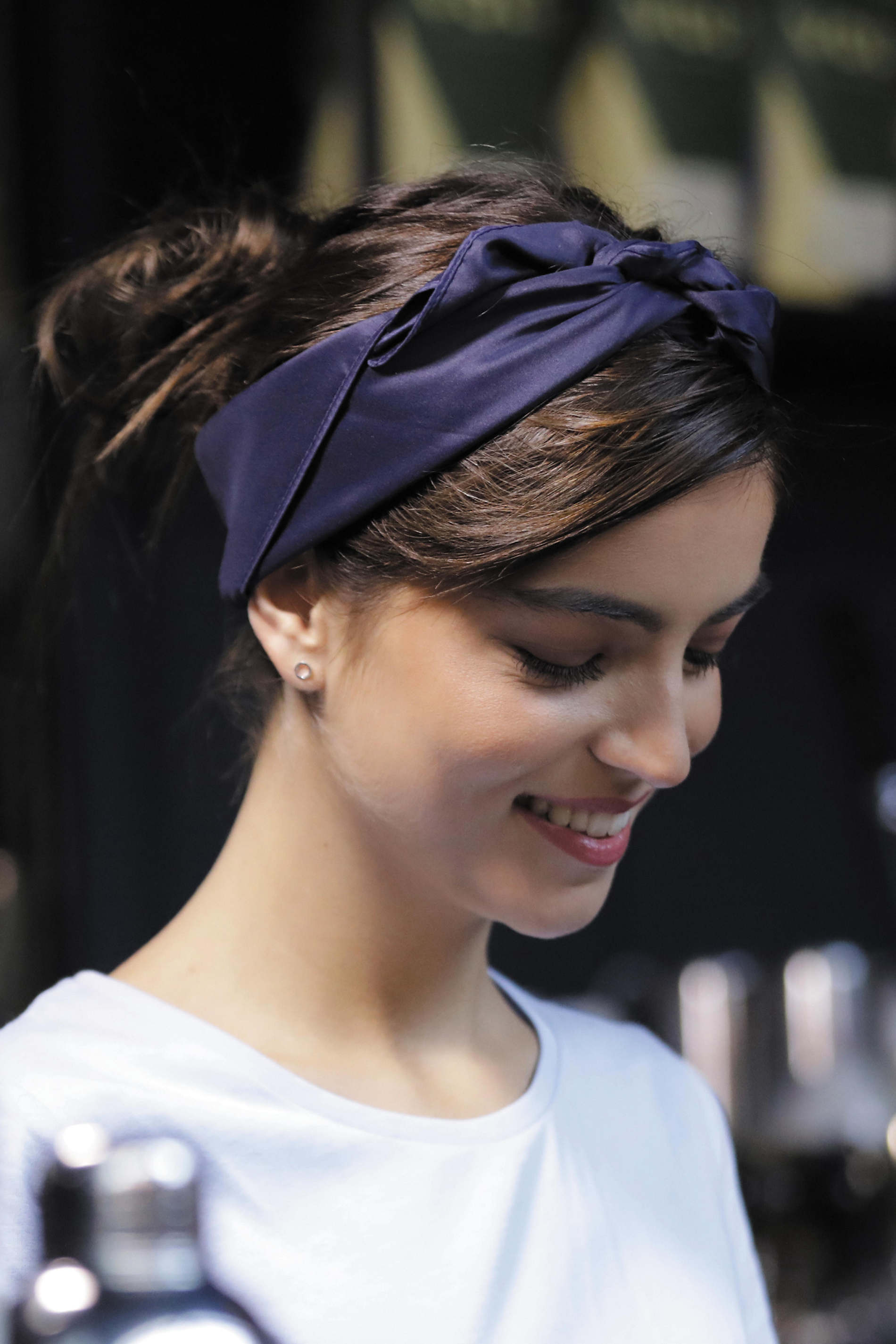 FOULARD<br/><p>A timeless accessory of women’s wardrobe, the satin headscarf is a must-have that can be worn around the neck, as a belt or tied up in your hair.</p> NEOBLU TARA