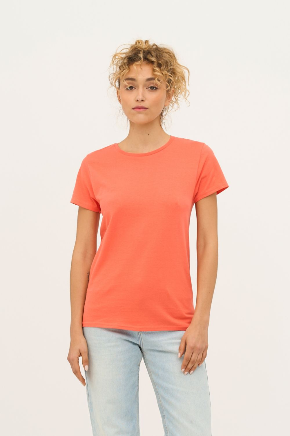 Camiseta ajustada de cuello redondo para mujer Crusader