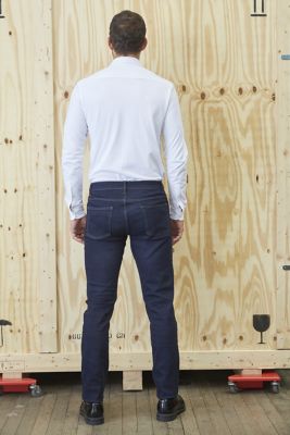 MEN'S COTTON PIQUÉ SHIRT<br/><p>The only apparently classic NEOBLU BASILE shirt is made of 100% organic cotton piqué, a material that gives it a more casual style allowing it to be paired with all types of trousers and jackets.</p> NEOBLU BASILE MEN