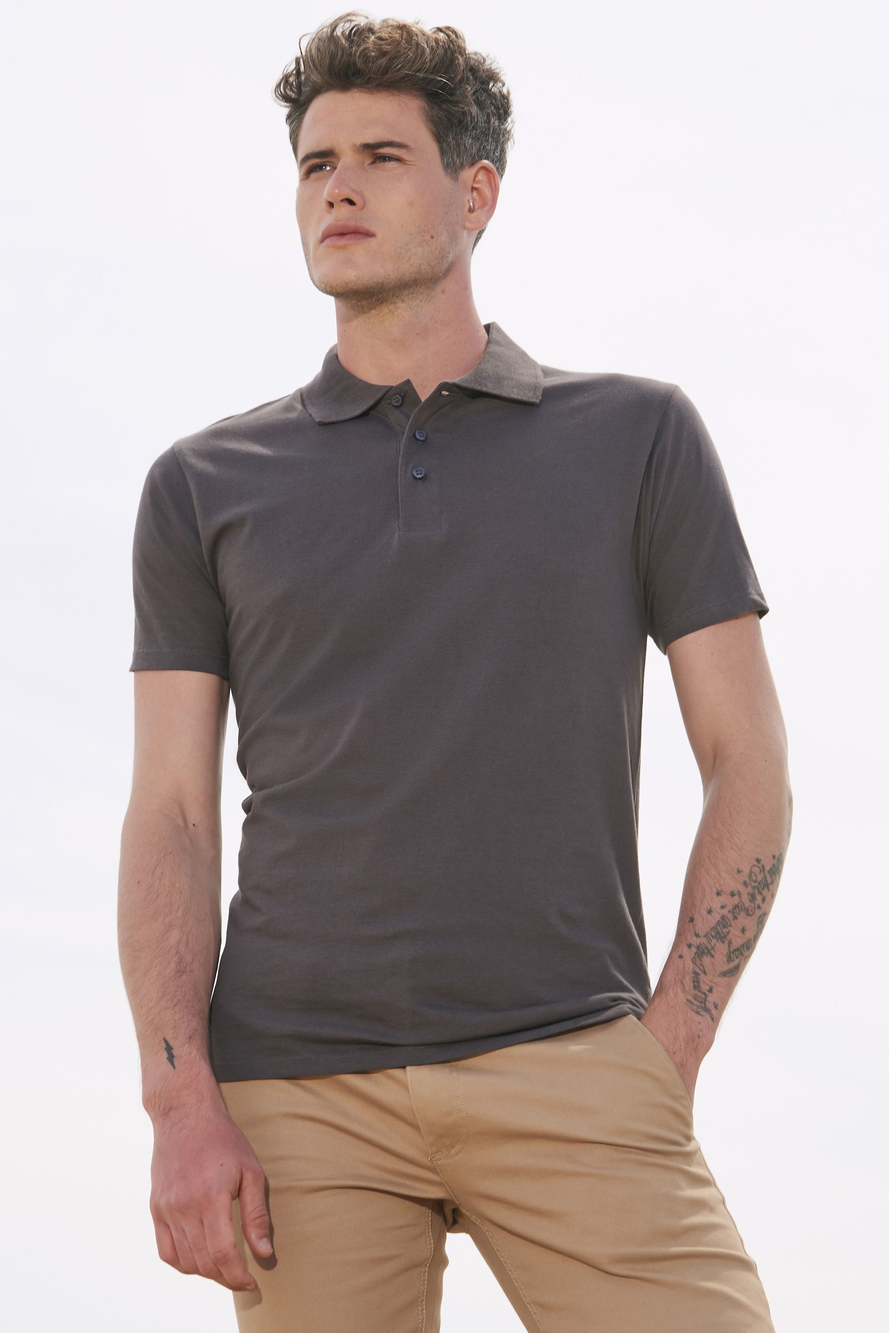 Polos de marca baratos para online hombre